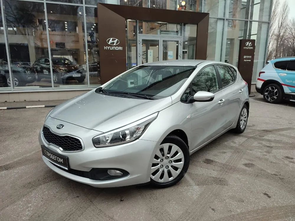 Kia Ceed Image 1